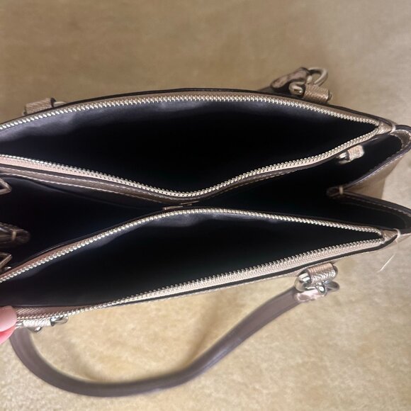 Coach Brooke Carryall - Gold - Picture 6 of 10